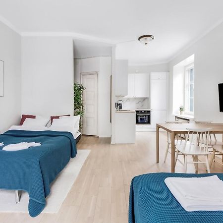 Wehost Modern Scandinavian Studio In Trendy Kallio Helsínquia Exterior foto